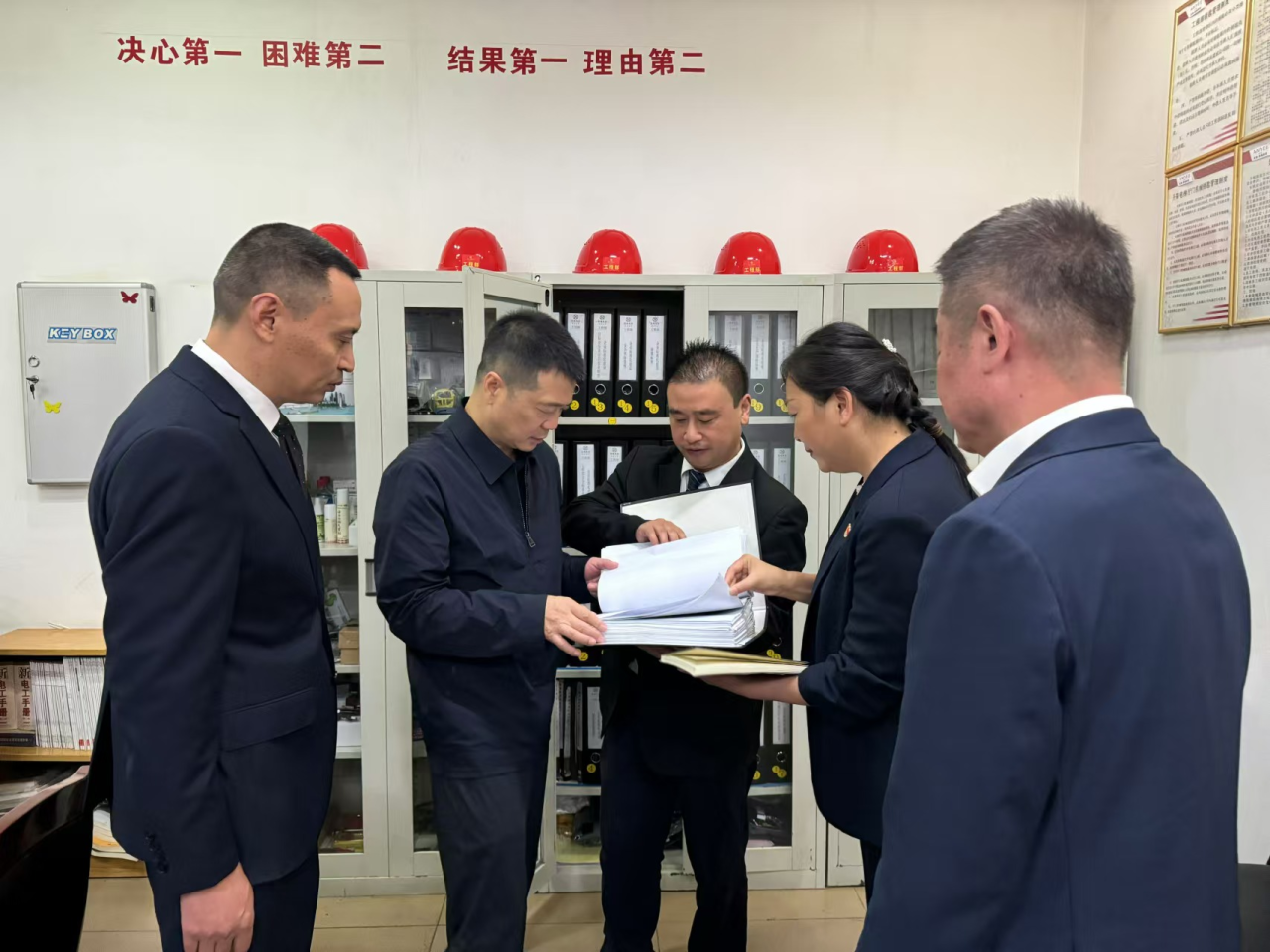 省尊龙凯时集团党委书记、董事长游勇国庆节期间调研督导旗下酒店经营及安全生产工作